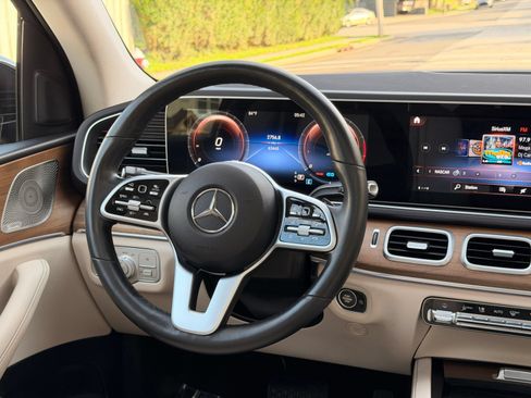 Used 2021 Mercedes-Benz GLE 450 4MATIC w/ AMG Line Exterior image 28
