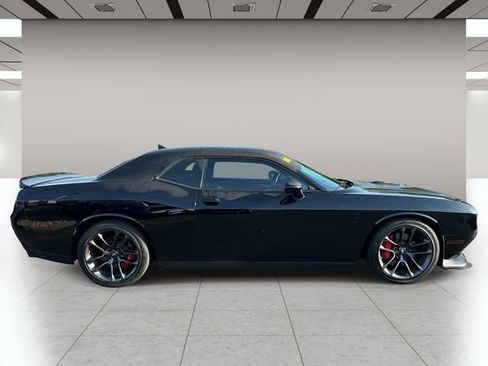 Used 2021 Dodge Challenger R/T Scat Pack w/ Shaker Package RWD image 2