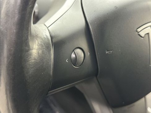 Used 2018 Tesla Model 3 Long Range RWD image 45