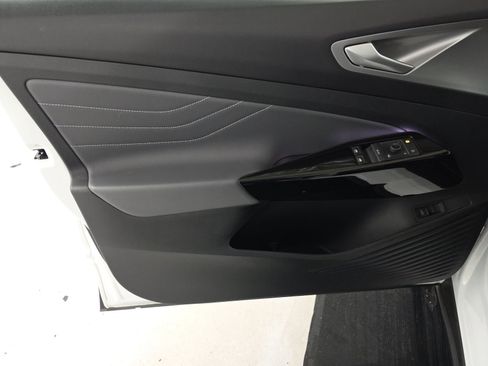 Used 2023 Volkswagen ID.4 Pro S image 12