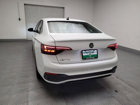 Used 2024 Volkswagen Jetta S image 6