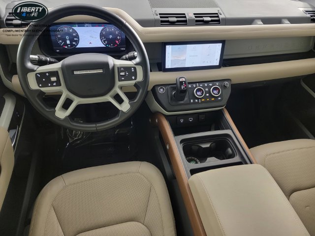 Used 2022 Land Rover Defender 110 S AWD/4WD image 33
