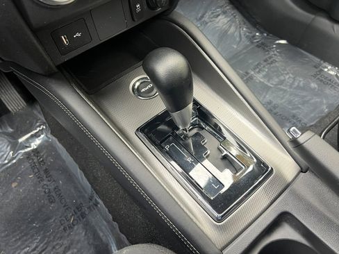 Used 2024 Mitsubishi Outlander Sport image 19