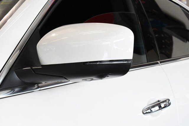 Used 2023 Maserati Levante GT AWD/4WD image 8