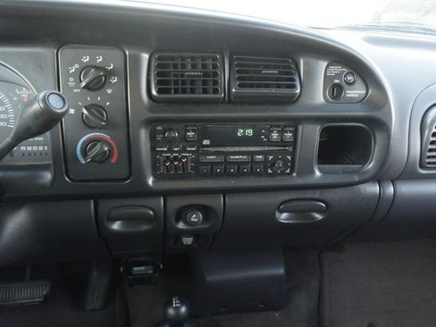 Used 2002 Dodge Ram 2500 Truck 4x4 Quad Cab image 16