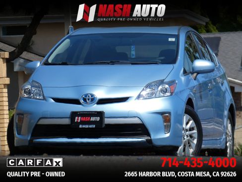 Used 2014 Toyota Prius Prime Plug-In Hybrid FWD image 2