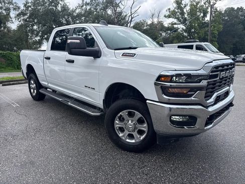 Used 2026 RAM 2500 Big Horn AWD/4WD image 6