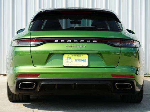 Used 2021 Porsche Panamera 4 image 11