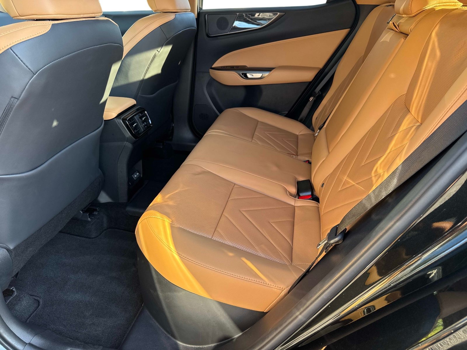 Used 2026 Lexus NX 450h+ AWD w/ Accessory Package (K3) image 15