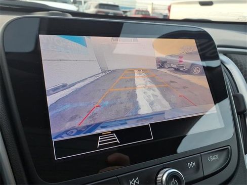 Used 2023 Chevrolet Malibu LS image 10