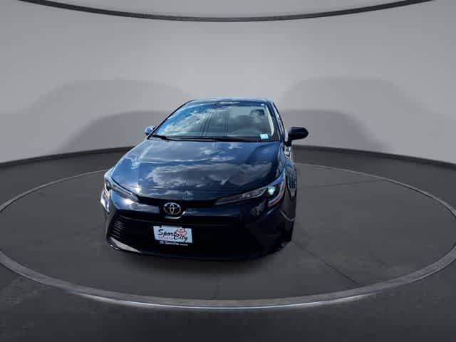 Used 2025 Toyota Corolla LE FWD image 3