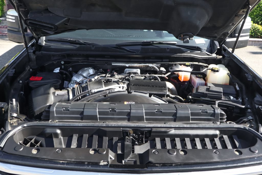 Used 2024 Chevrolet Silverado 3500 High Country w/ High Country Premium Package AWD/4WD image 14