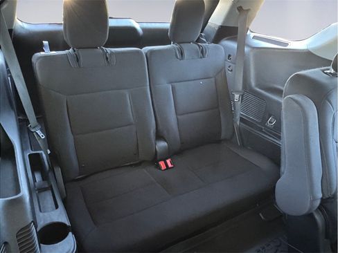 Used 2021 Ford Explorer XLT AWD/4WD image 20