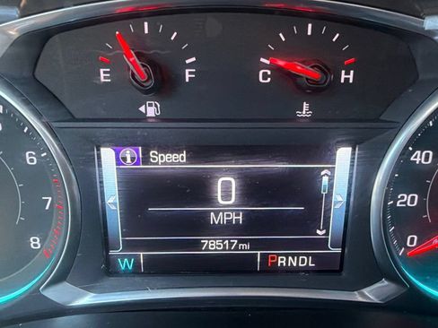 Used 2018 Chevrolet Traverse Premier w/ Redline Edition AWD/4WD image 2