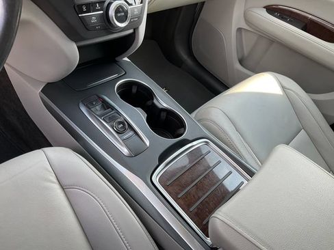 Used 2017 Acura MDX SH-AWD w/ Technology Package image 16