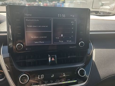 Used 2022 Toyota Corolla Cross LE image 20