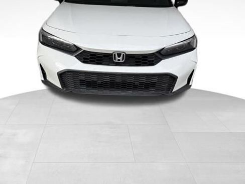 Used 2025 Honda Civic Sport image 2