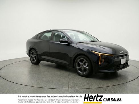 Used 2025 Kia K4 FWD image 1