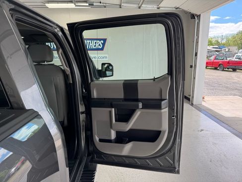 Used 2018 Ford F150 XL w/ Equipment Group 101A Mid AWD/4WD image 24