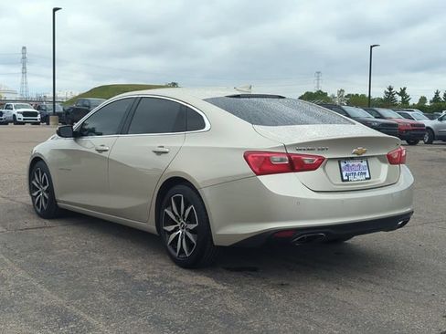 Used 2016 Chevrolet Malibu LT FWD image 5