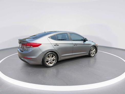 Used 2018 Hyundai Elantra Value Edition FWD image 8