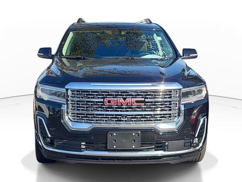 Used 2023 GMC Acadia Denali w/ Black Diamond Edition image 2