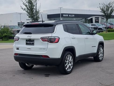 Used 2025 Jeep Compass Limited AWD/4WD image 7