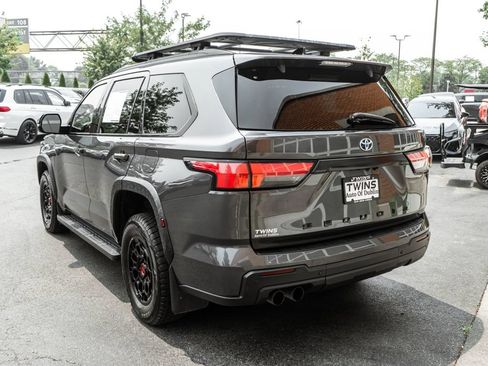 Used 2023 Toyota Sequoia 4WD image 39