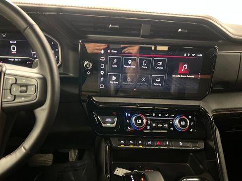 Certified 2024 GMC Sierra 1500 AT4 w/ Technology Package AWD/4WD image 22