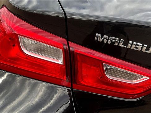 Used 2024 Chevrolet Malibu LT image 21