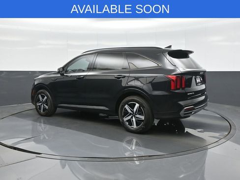 Used 2023 Kia Sorento S w/ Panoramic Sunroof Package FWD image 5