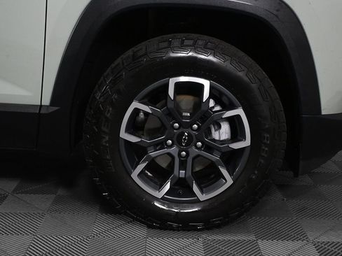 Used 2026 Chevrolet Equinox ACTIV w/ Safety and Technology Package AWD/4WD image 31