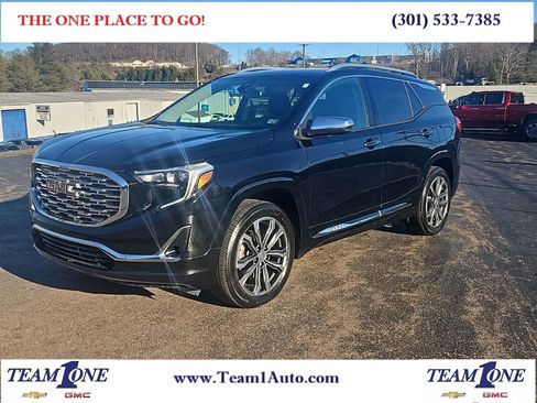 Used 2019 GMC Terrain Denali w/ Driver Alert Package II image 1