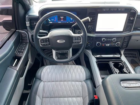 Used 2024 Ford F250 Limited w/ FX4 Off-Road Package image 5