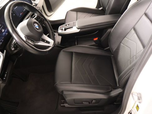 Used 2025 BMW X1 xDrive28i AWD/4WD image 11