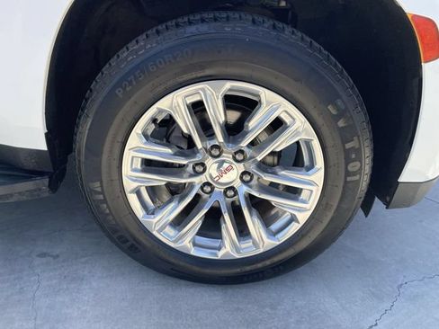 Used 2021 GMC Yukon SLT AWD/4WD image 32