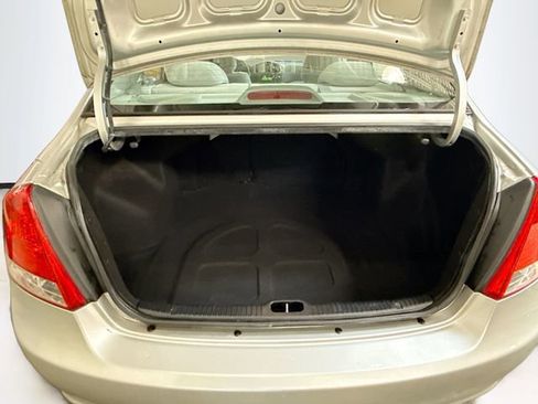 Used 2009 Kia Spectra LX FWD image 23