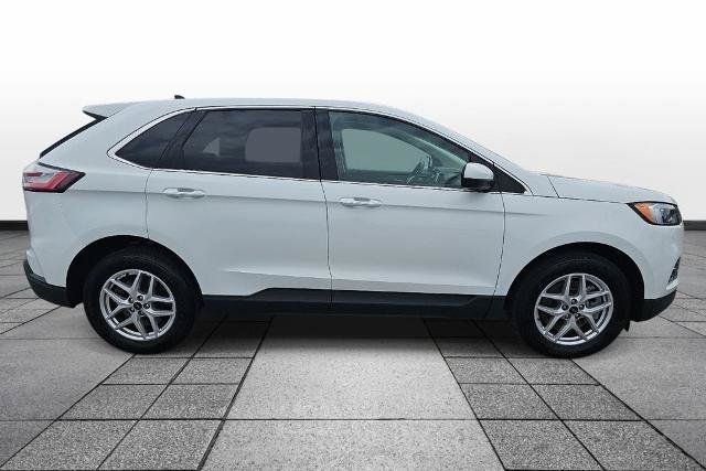 Certified 2024 Ford Edge SEL AWD/4WD image 4