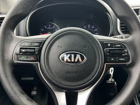 Used 2019 Kia Sportage LX FWD image 23