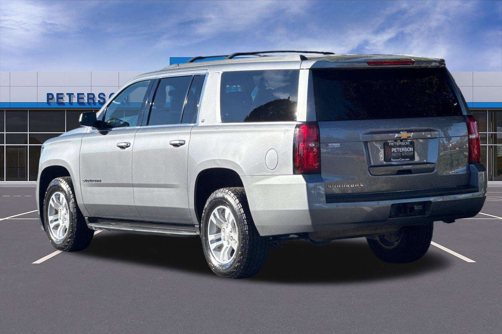 Used 2018 Chevrolet Suburban LT AWD/4WD image 6