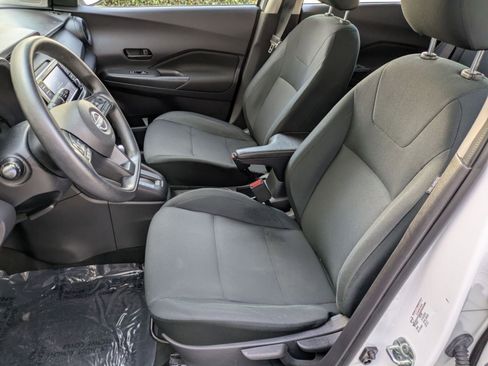 Used 2024 Nissan Kicks S FWD image 21