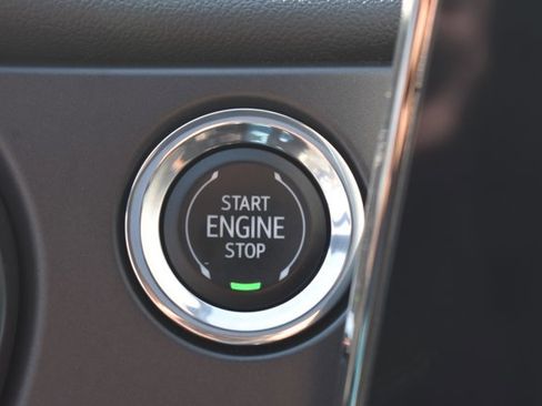 Used 2024 Chevrolet Blazer RS w/ Enhanced Convenience Package FWD image 31