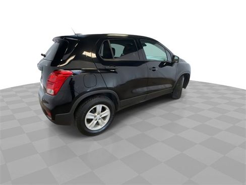 Certified 2019 Chevrolet Trax LS w/ Tint and Cruise Package image 3