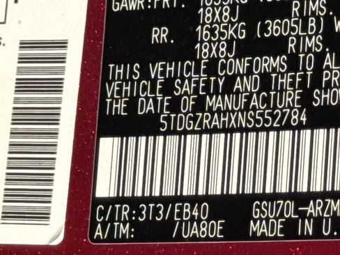 Used 2022 Toyota Highlander XLE FWD image 34