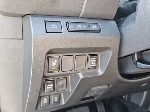 New 2026 Nissan Frontier PRO-4X w/ Pro-4x Convenience Package image 25