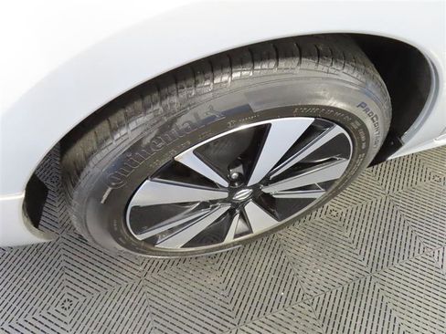 Used 2022 Nissan Altima 2.5 SV FWD image 8