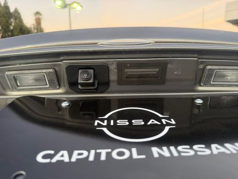 New 2025 Nissan Versa SR w/ Trunk Package image 11