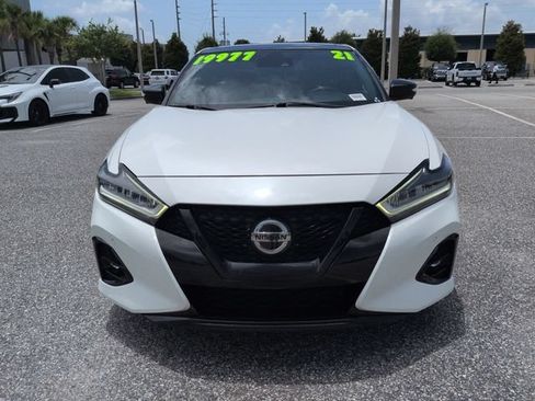 Used 2021 Nissan Maxima SR w/ Sport Mat Group FWD image 9