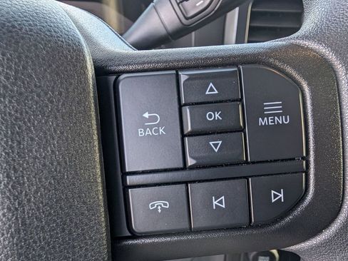 Used 2025 Ford F450 XLT w/ FX4 Off-Road Package image 29