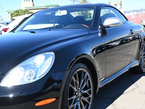 Used 2005 Lexus SC 430 Convertible image 10